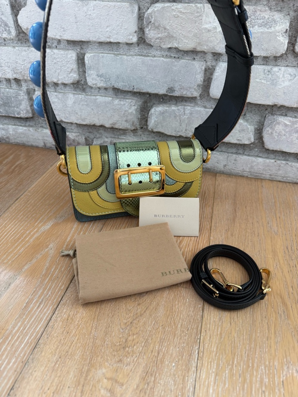 Burberry multicolor Leather shoulder/ Cross Body with Gold Logo - Picture 10 of 15